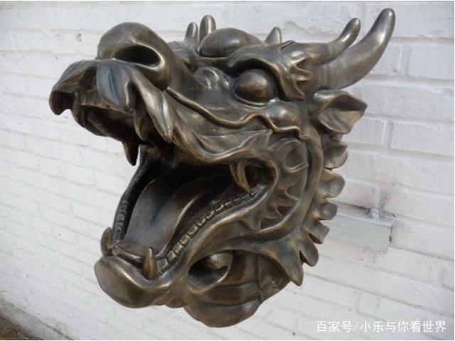 圓明園龍首現(xiàn)身法國(guó)，2400萬(wàn)被華人買下，真假難辨。